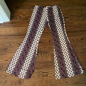 Fashionamics, L, Flare